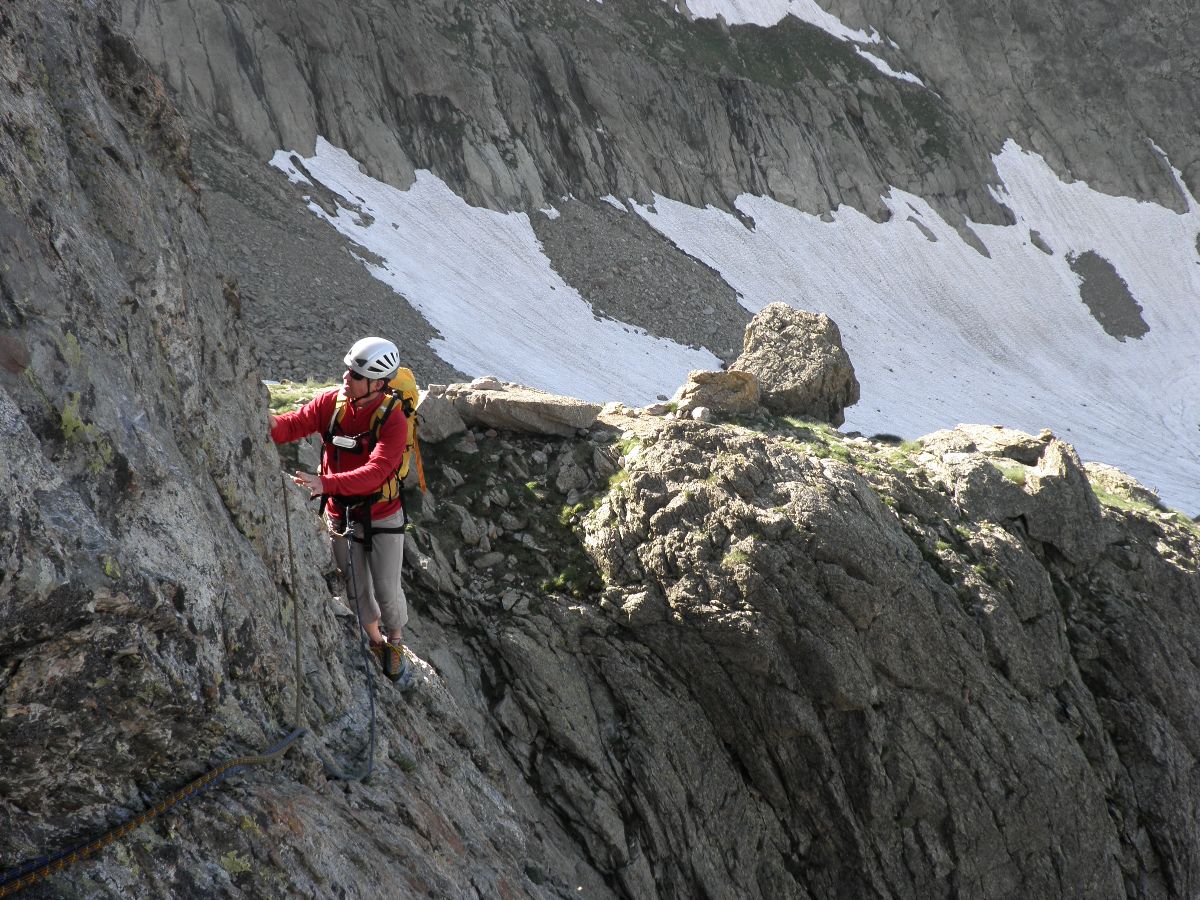 escalade sur l'arête sud ouest de la cougourde