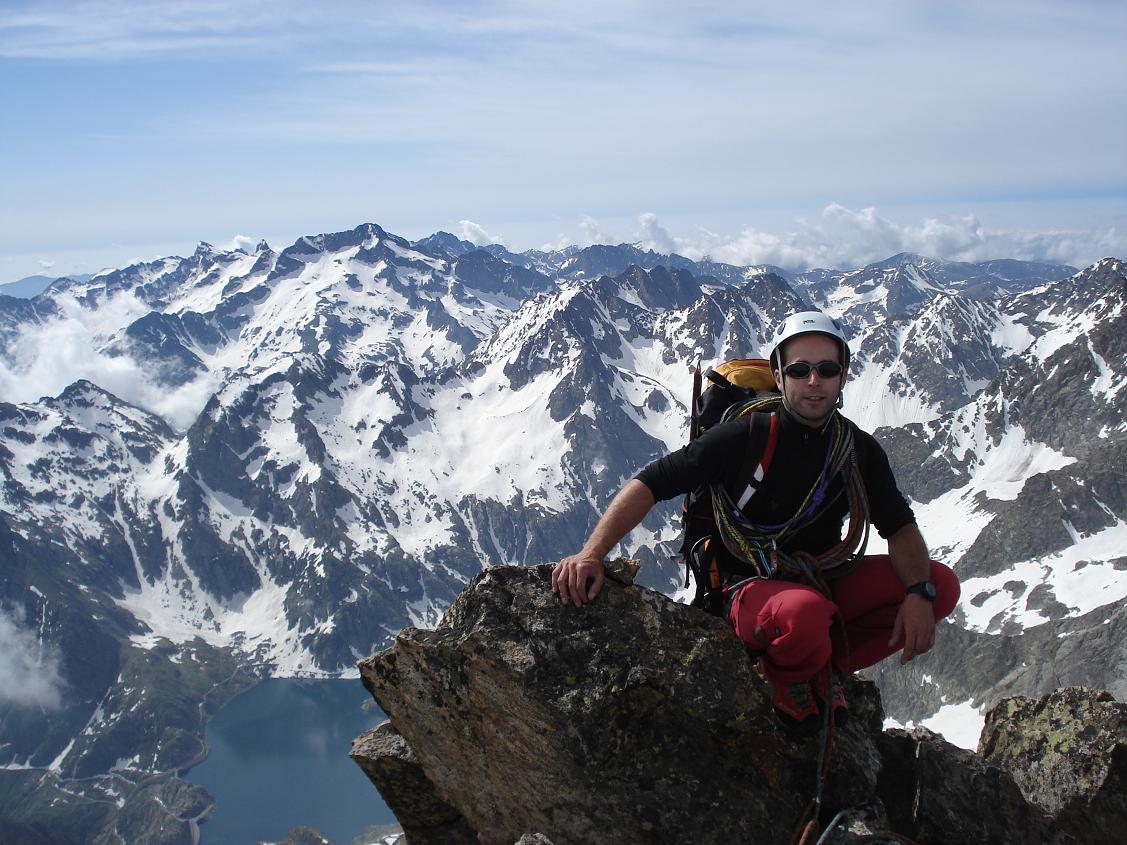 Sur le sommet du Monte Stella