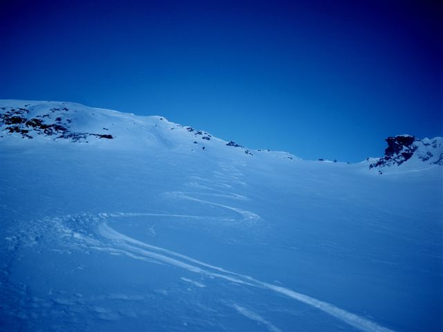 Trace dans la fave nord de la cime de Fremamorte