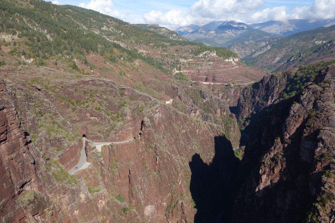 Randonnée sur les balcons des Gorges de Daluis - Guides 06