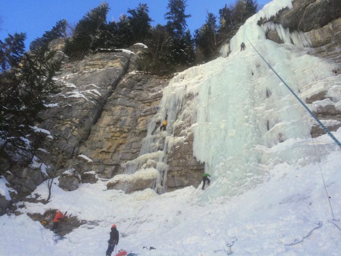 cascade de glace dans les Alpes-Maritimes 4