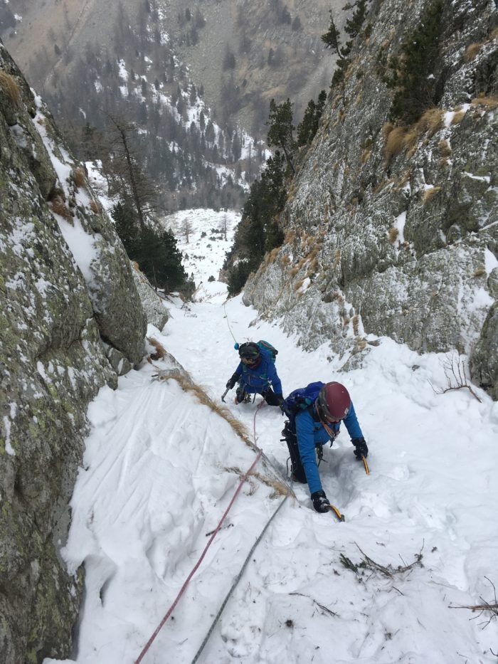 Couloir de neige dans le Boréon - Metcantour