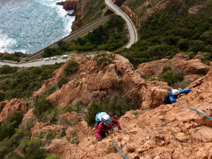 Alpinisme en bord de mer